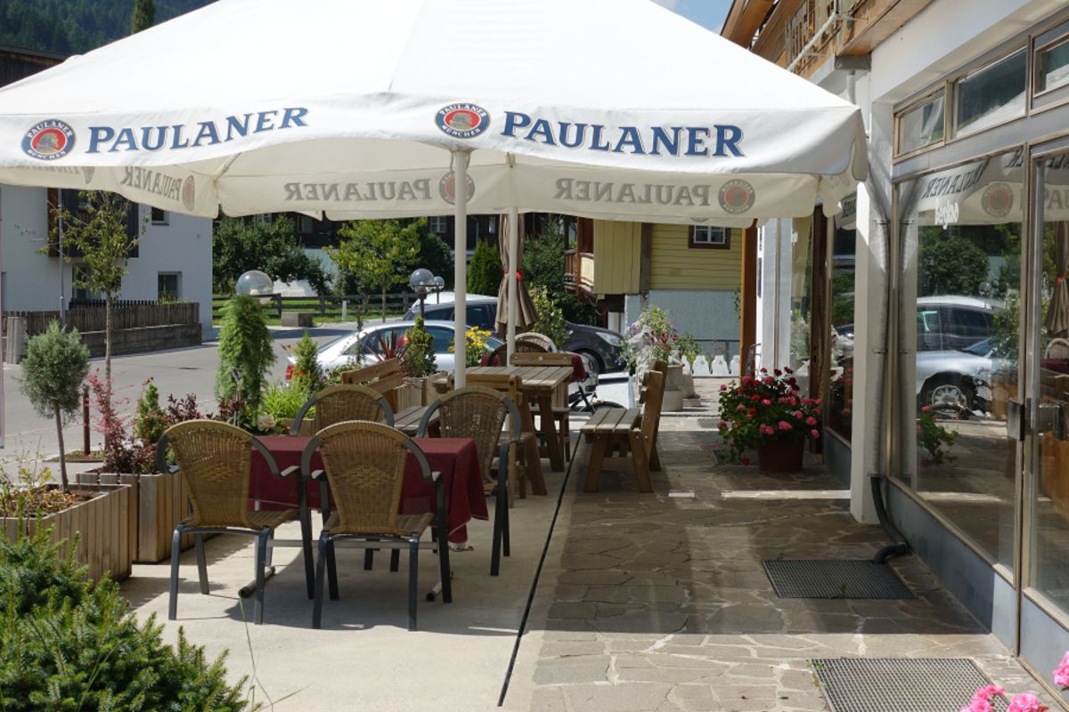 Terrasse des Hotel Bergland Sillian