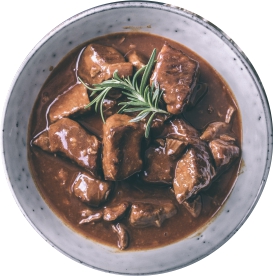 kleines Rindsgulasch (hausgemacht)