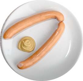 Würstel mit Brot